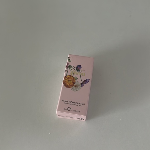 Gisou Hair Oil mini size - Picture 2 of 2